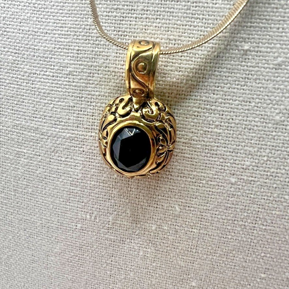 Vintage Roman Pendant Necklace Ornamental Black & Gold